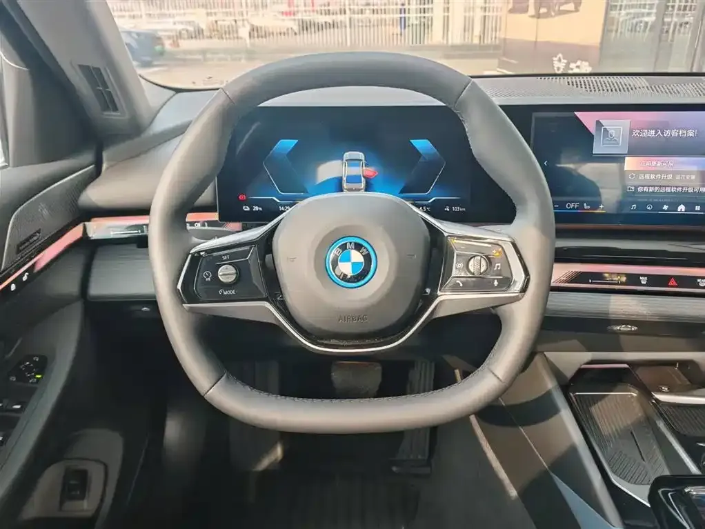 BMW i5 — фото 6