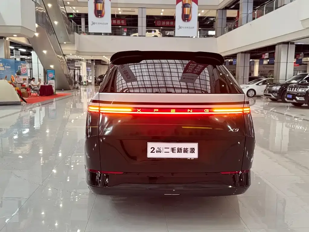 XPeng X9 2024 из CN, фото 7