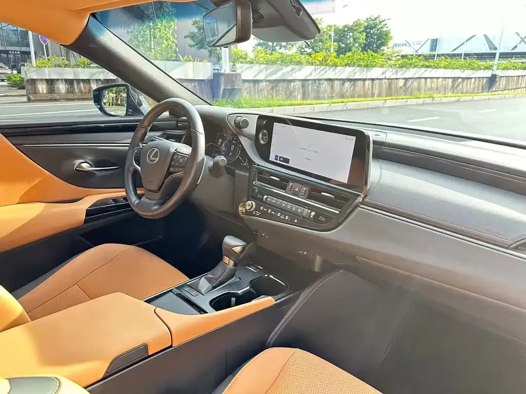 Lexus ES 2024 из CN, фото 4