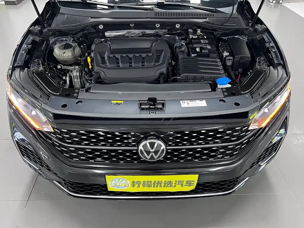 Volkswagen Passat — фото 10