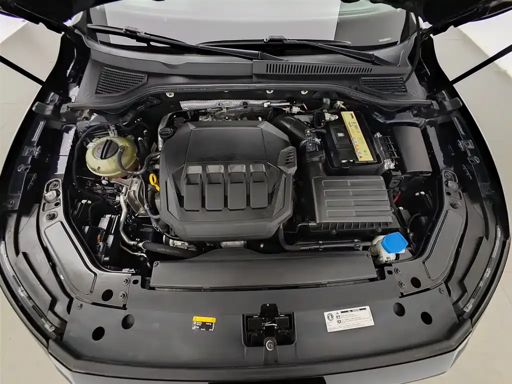 Volkswagen Passat — фото 10