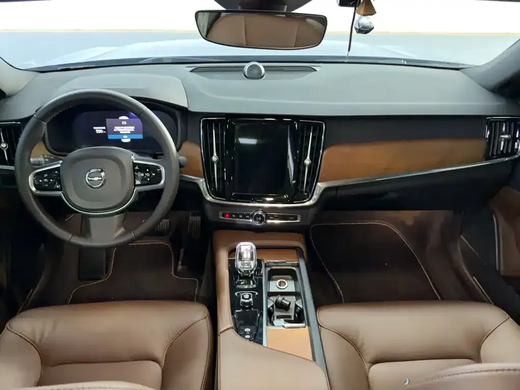 Volvo S90 — фото 10