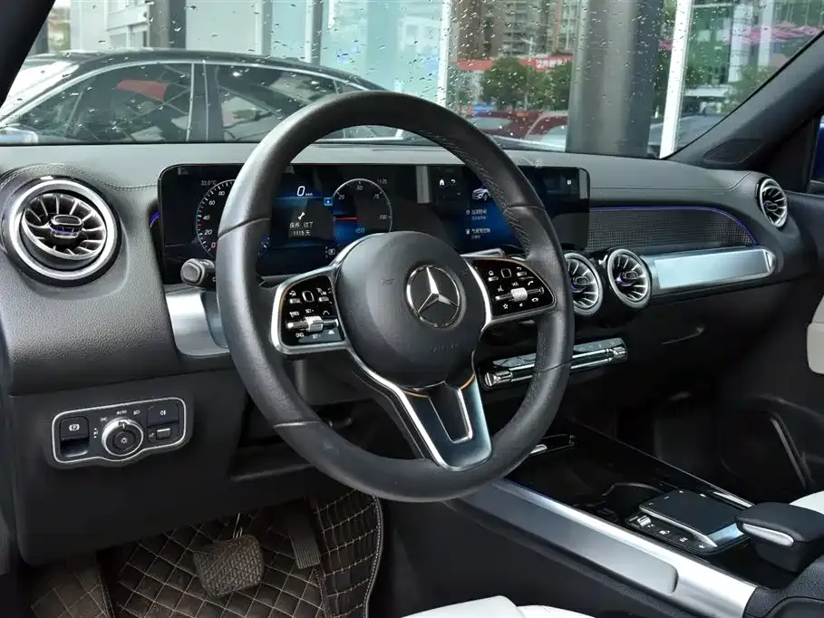 Mercedes-Benz EQB — фото 4