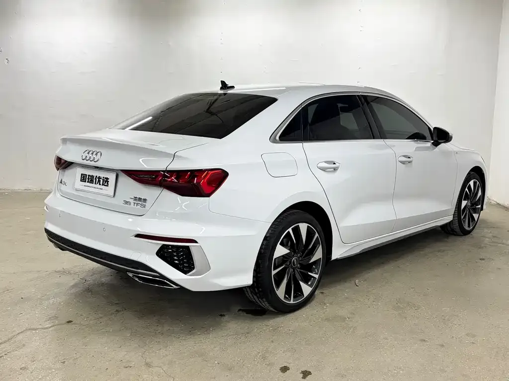 Audi A3 — фото 3