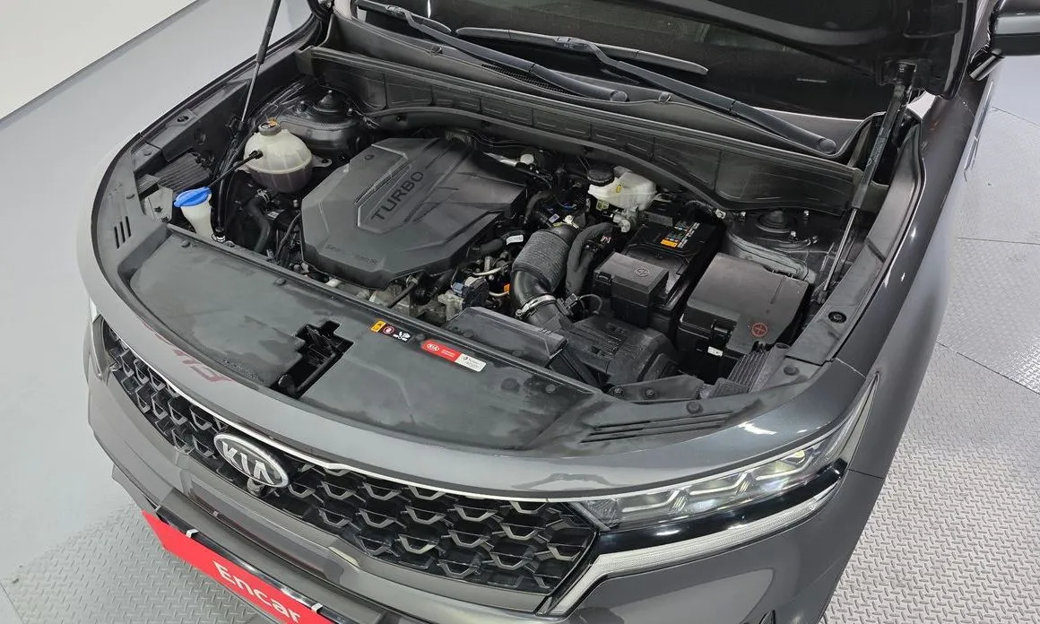 Kia Sorento — фото 10