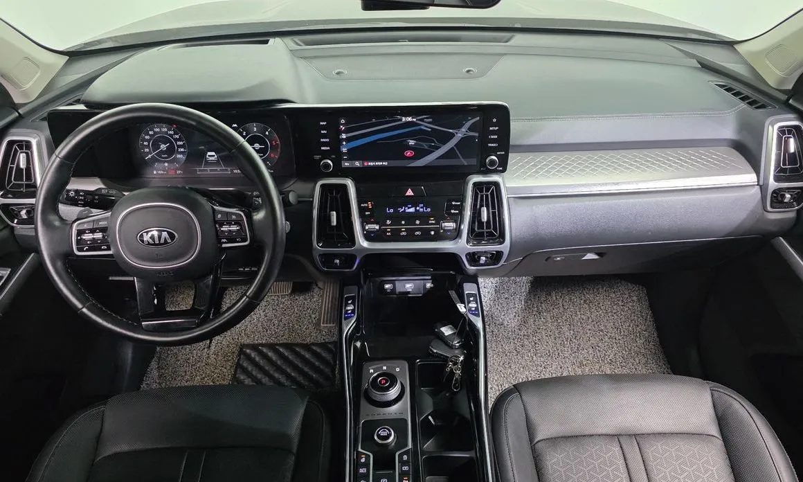 Kia Sorento — фото 9