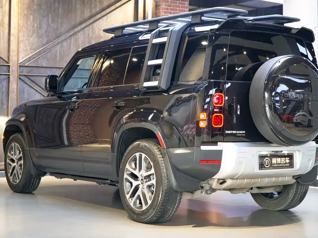 Land Rover Defender — фото 2