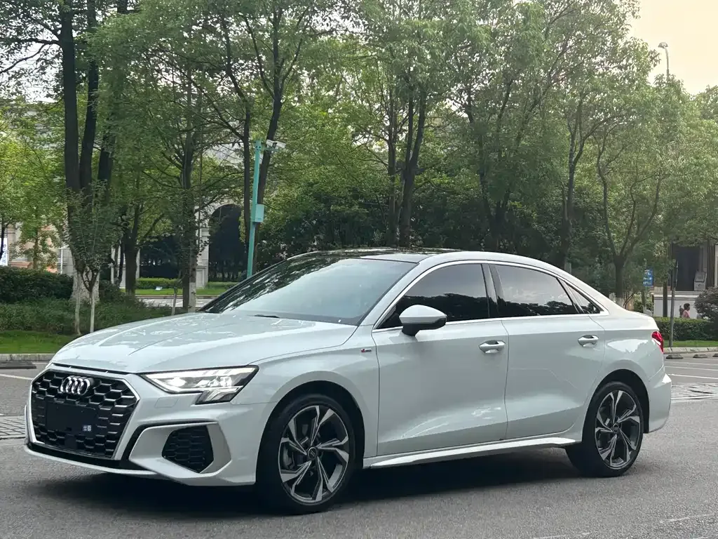 Audi A3 — фото 7