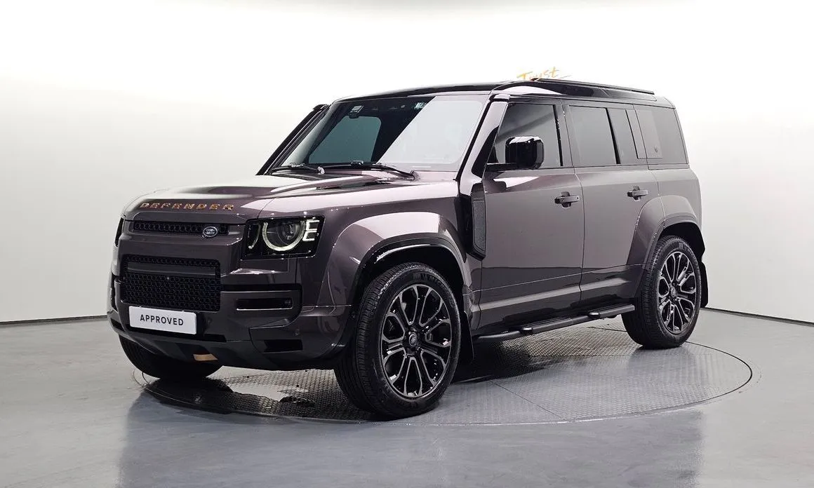 Land Rover Defender — фото 1