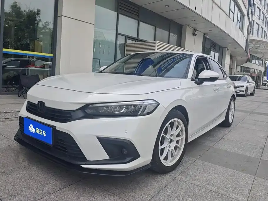 Honda Civic — фото 1