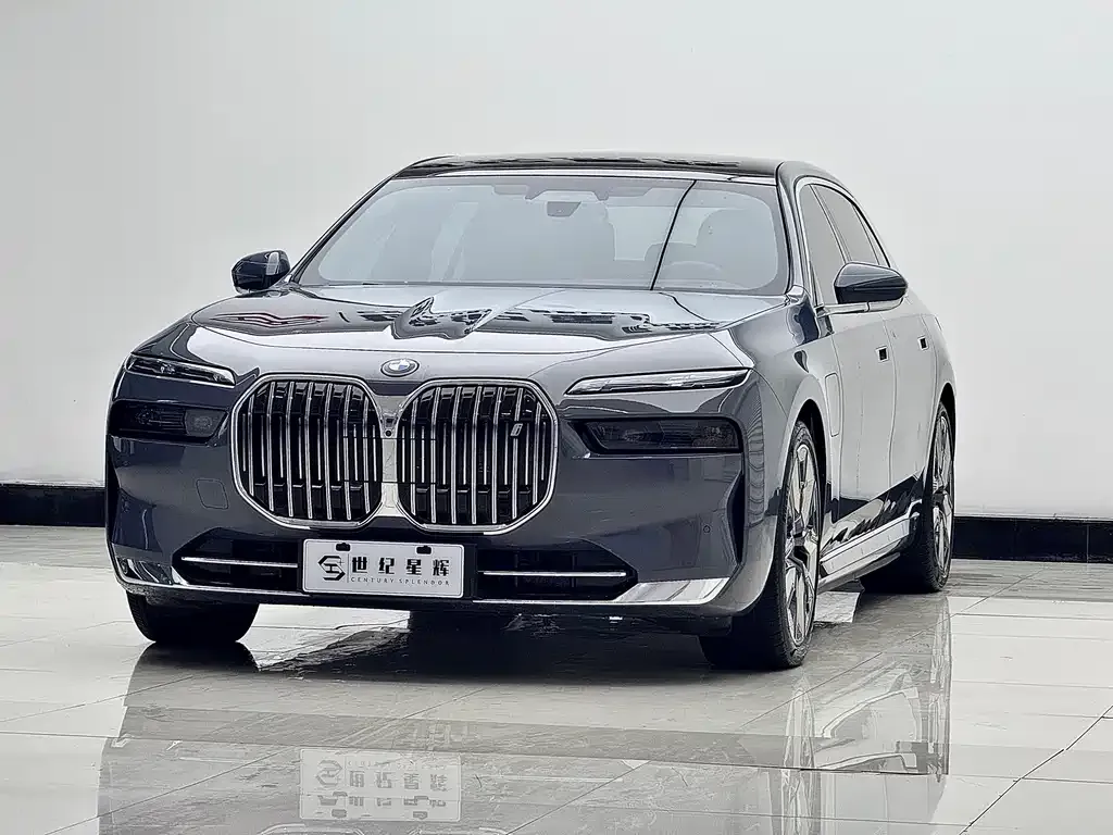 BMW i7 2023 из CN, фото 4