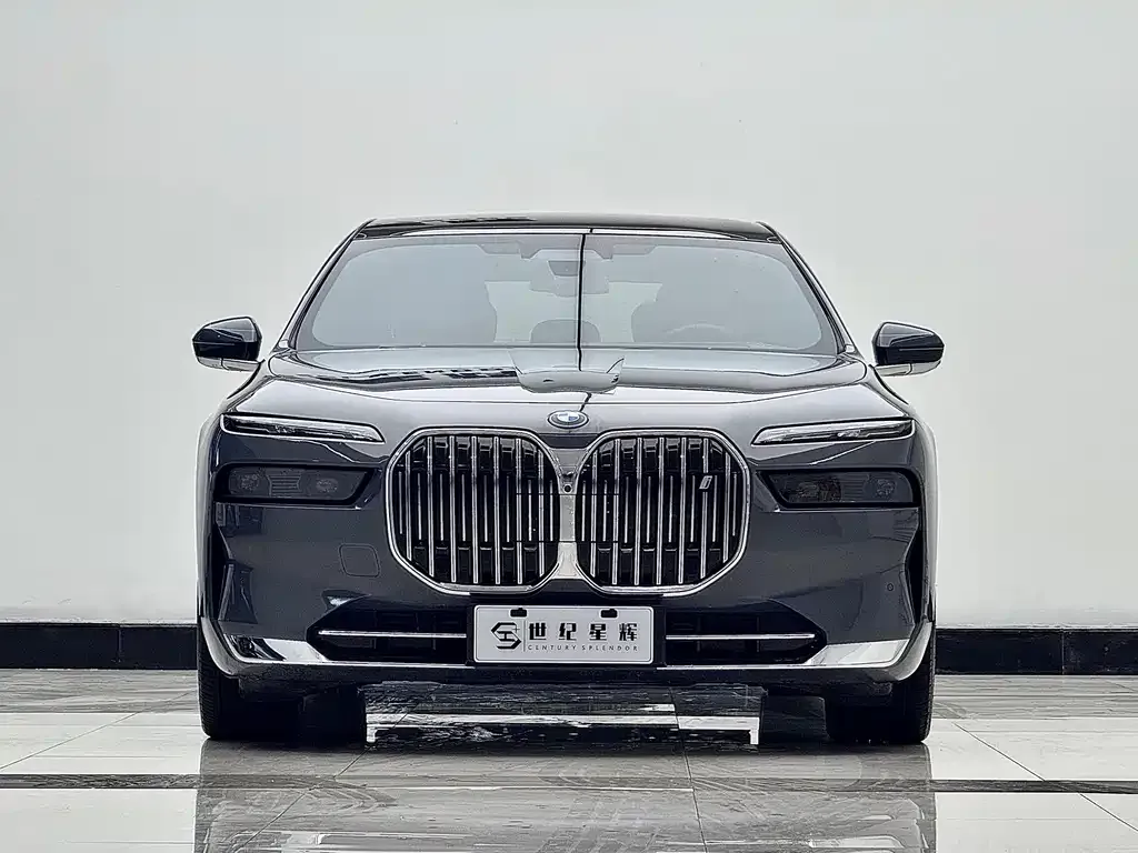 BMW i7 2023 из CN, фото 2