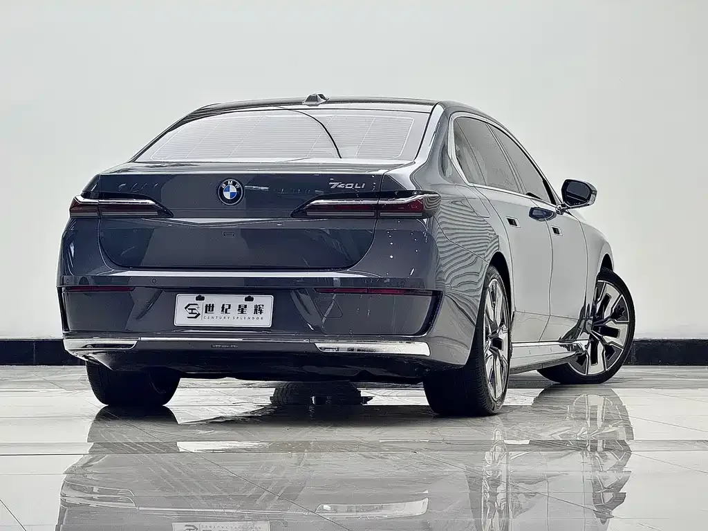 BMW i7 2023 из CN, фото 6