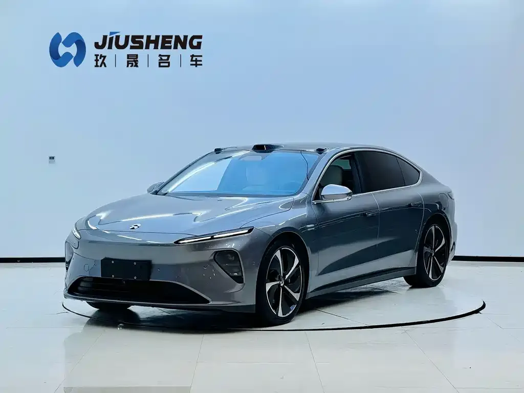 NIO ET7