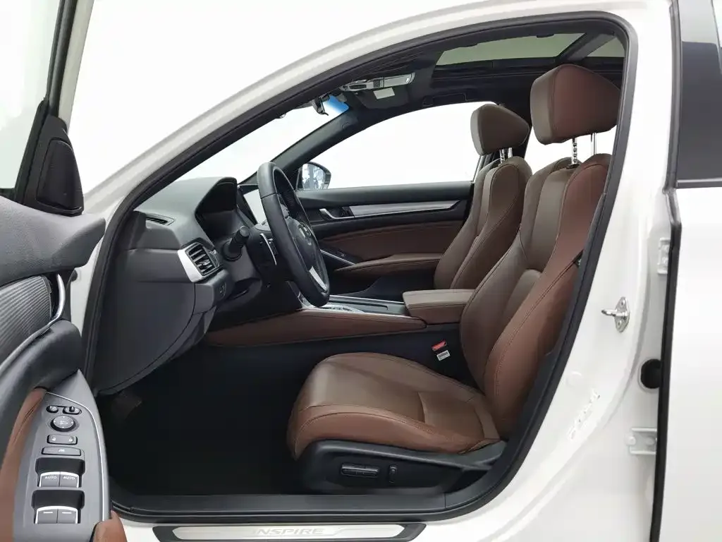 Honda Inspire — фото 6