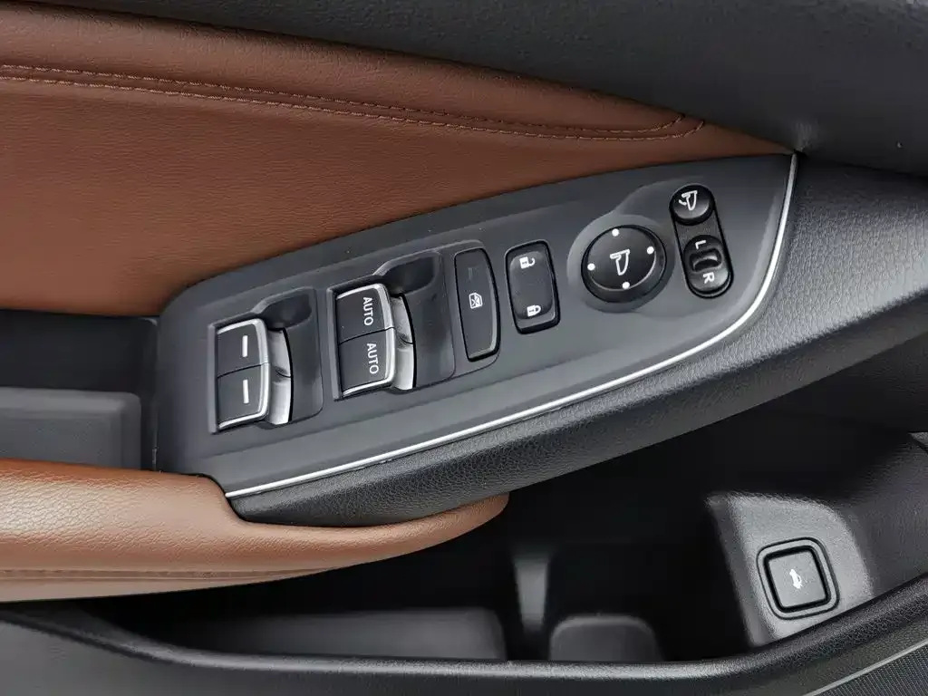 Honda Inspire — фото 10