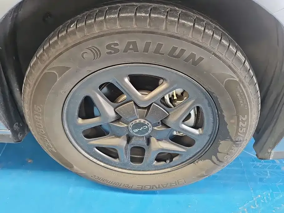 BYD Seal 05 DM-i — фото 4
