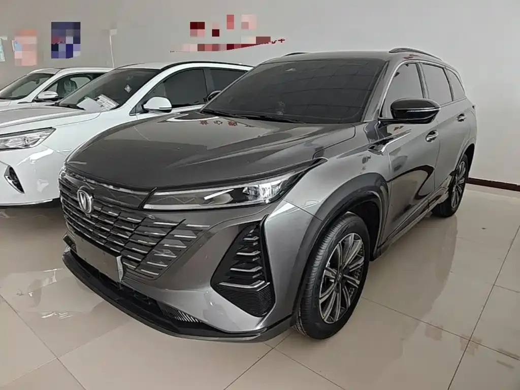 Changan CS75PLUS — фото 1