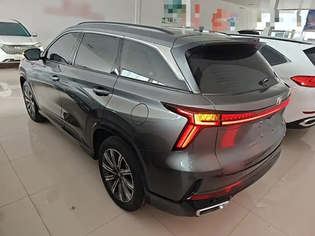 Changan CS75PLUS — фото 3