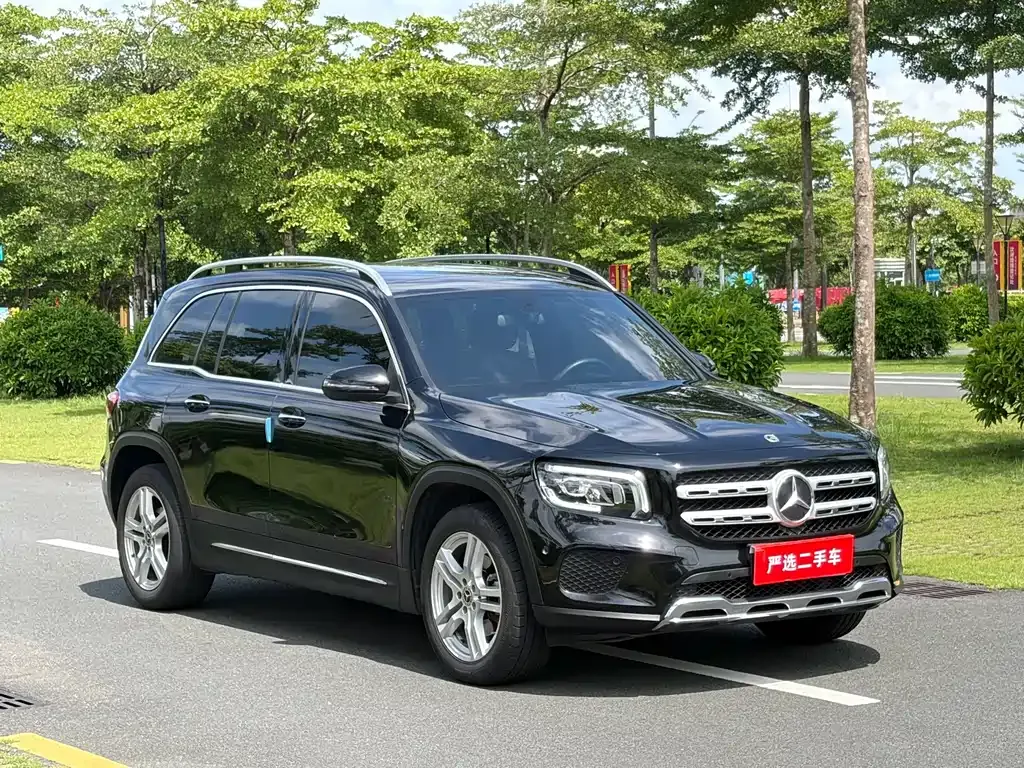 Mercedes-Benz GLB — фото 5
