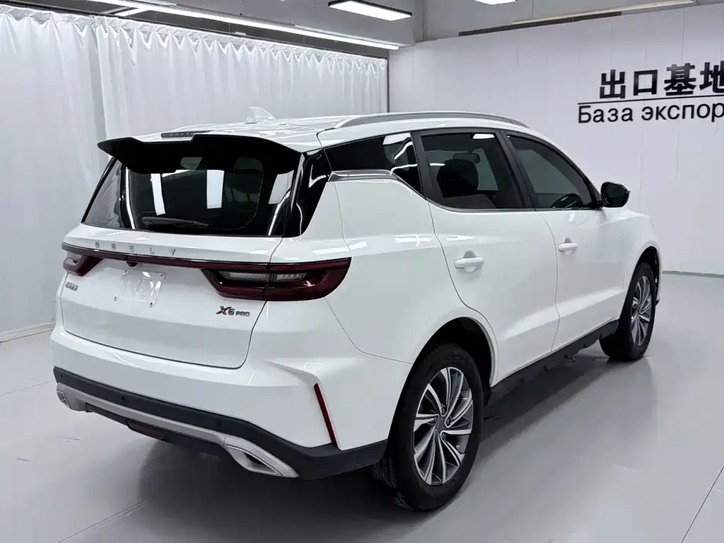 Geely Vision X6 — фото 7