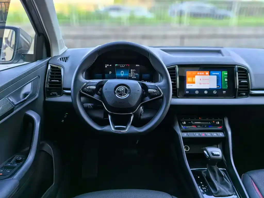 Skoda Karoq — фото 2