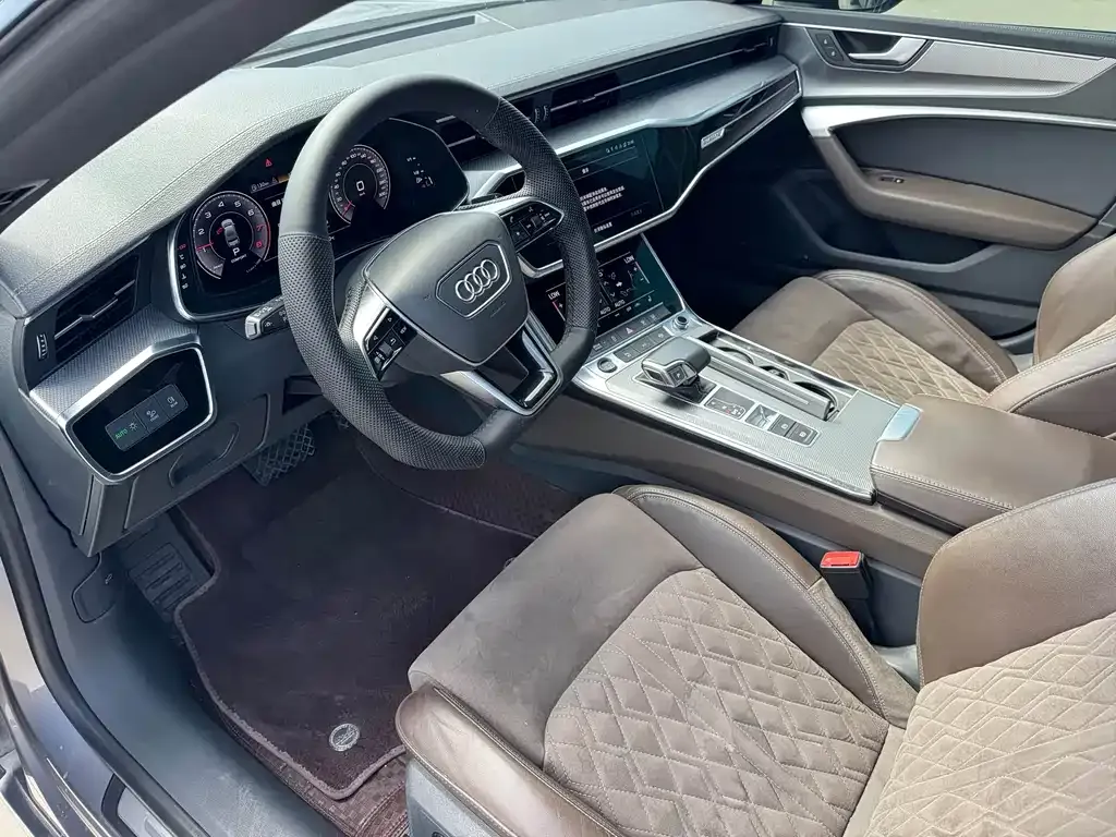 Audi A7L — фото 3