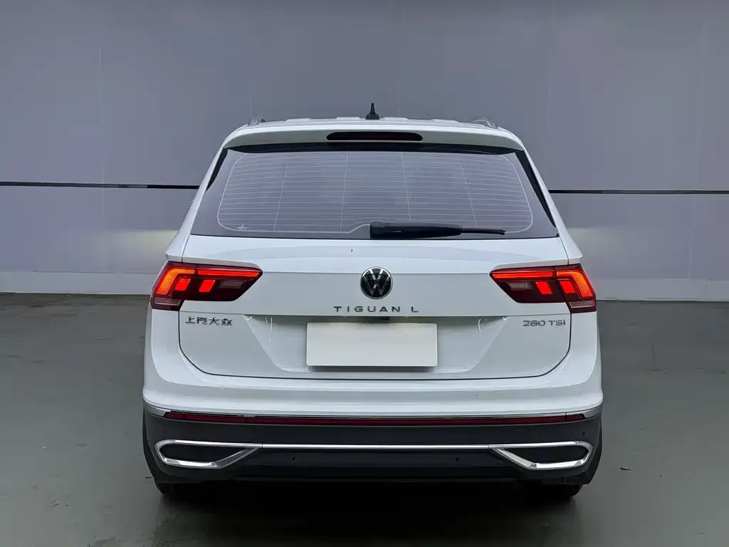 Volkswagen Tiguan L — фото 3