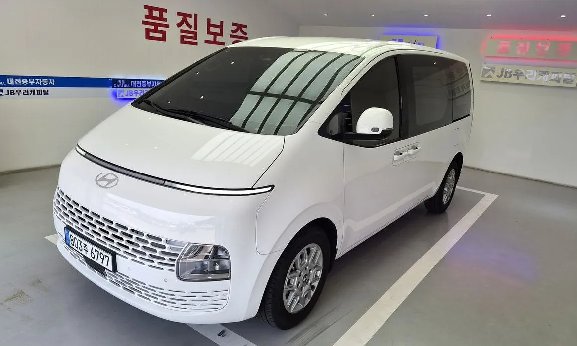 Hyundai Staria — фото 9