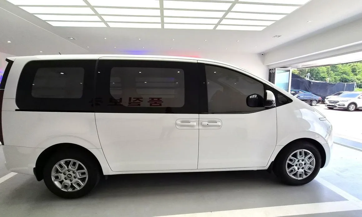 Hyundai Staria — фото 8