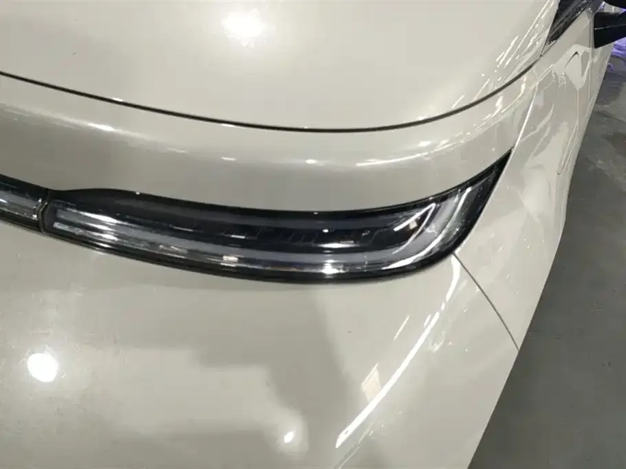 Baojun Yunduo — фото 3