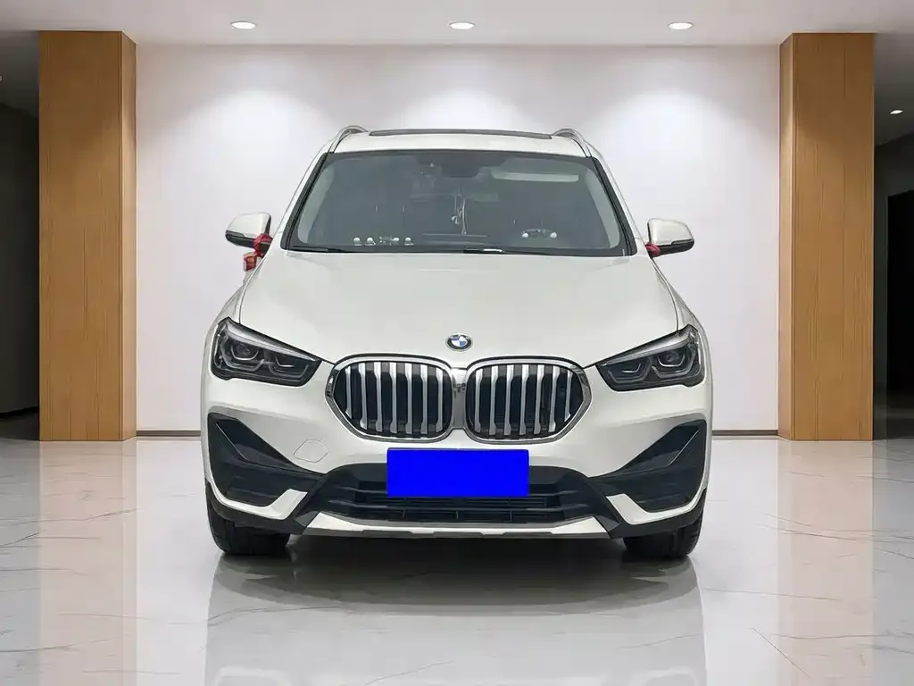 BMW X1 — фото 4