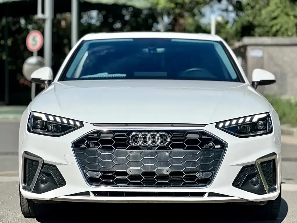 Audi A4L — фото 6