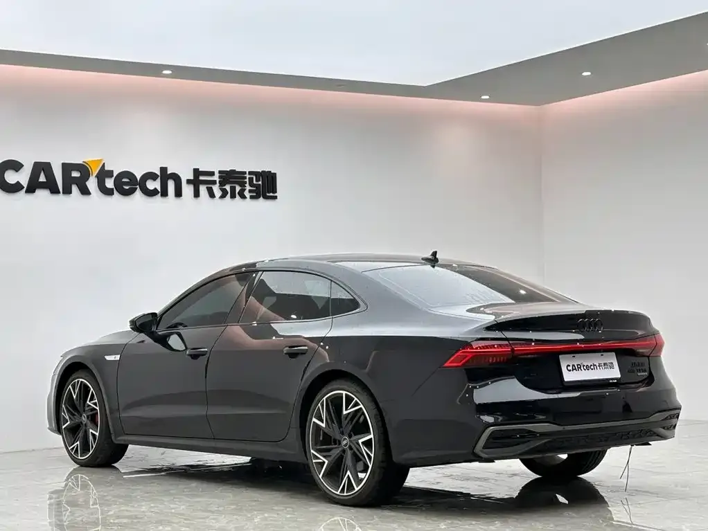 Audi A7L — фото 4