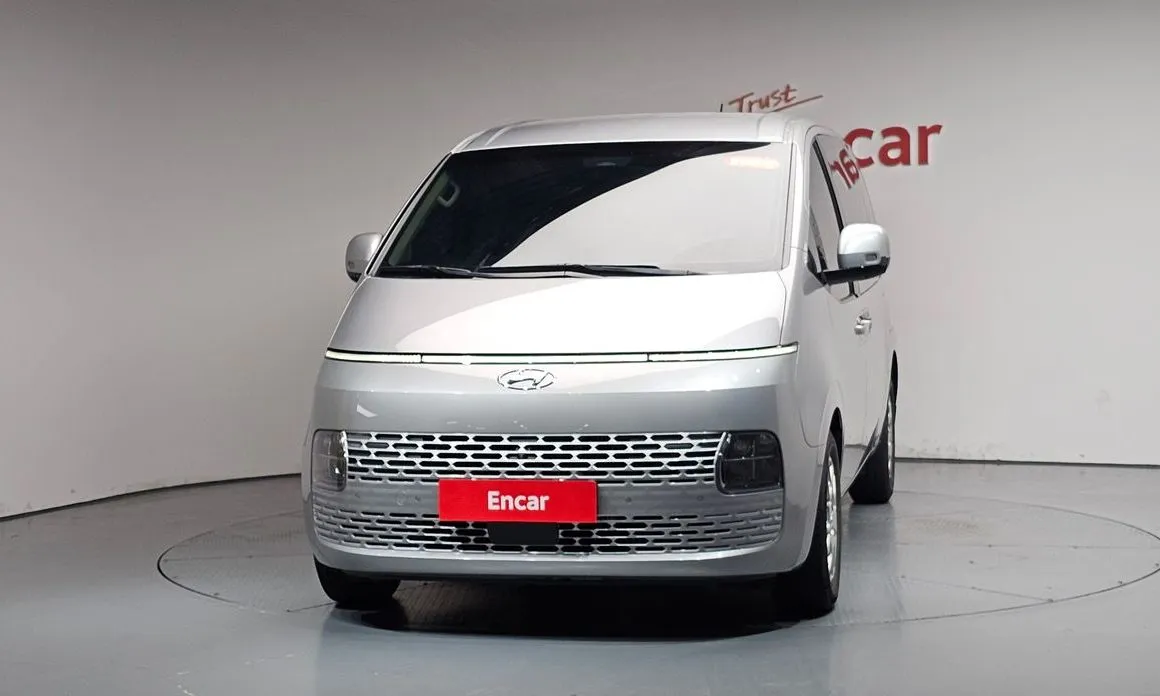 Hyundai Staria — фото 3
