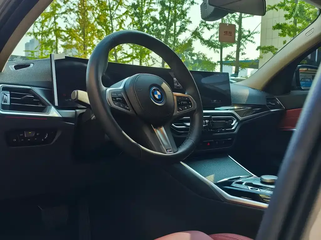 BMW i3 — фото 2
