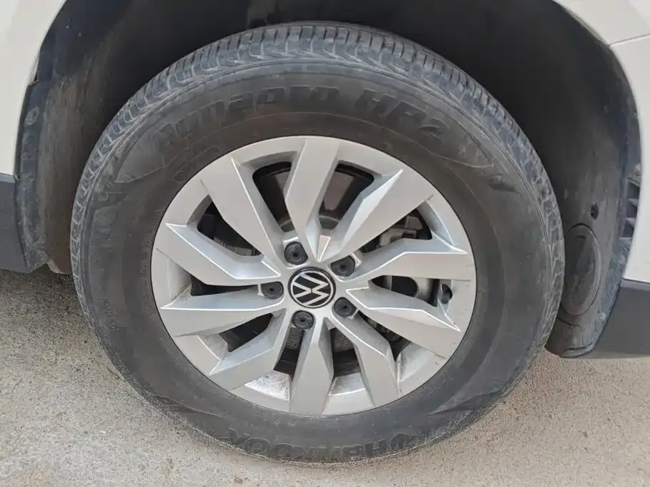 Volkswagen Tharu — фото 8