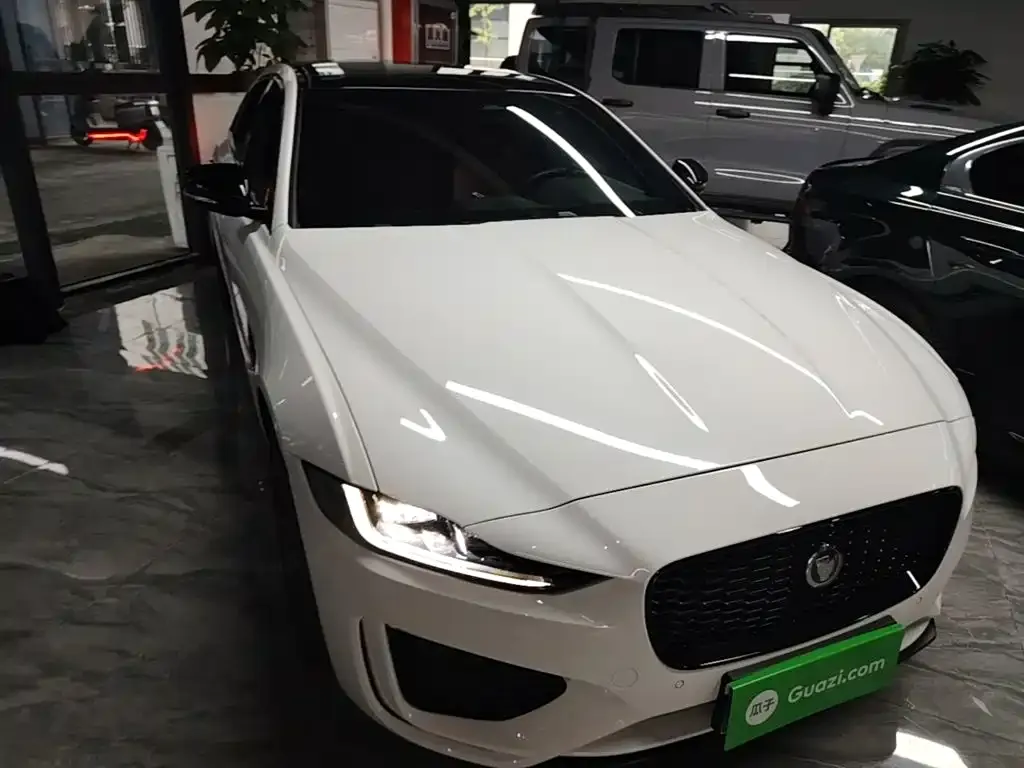 Jaguar XEL — фото 2