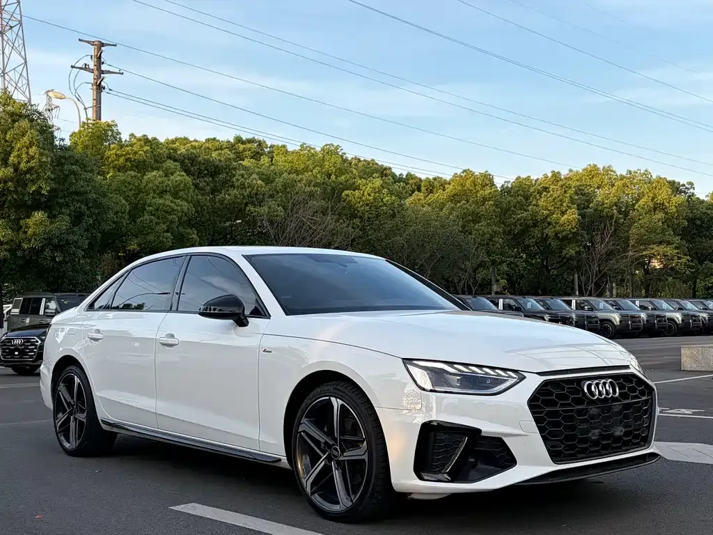 Audi A4L 2024 из CN, фото 6