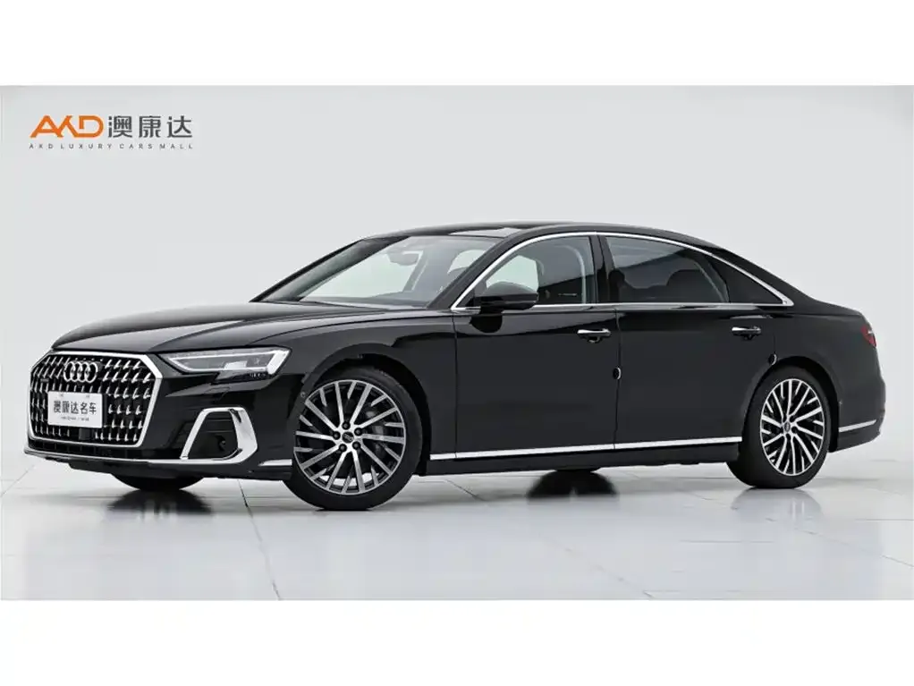 Audi A8 — фото 1