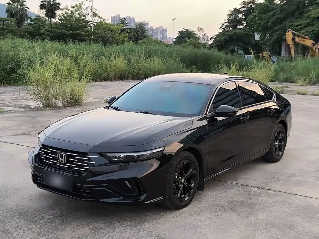 Honda Accord — фото 10