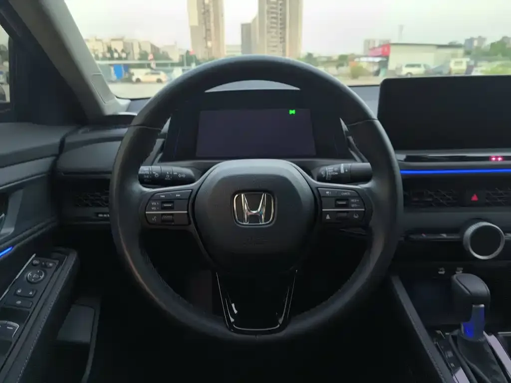 Honda Accord — фото 2