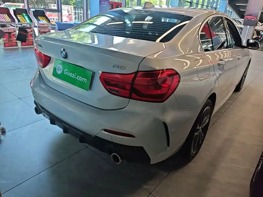 BMW 1 Series 2022 из CN, фото 5