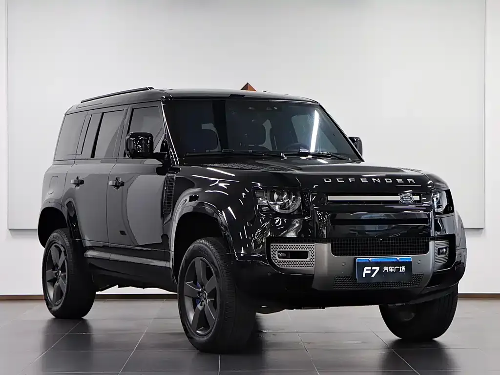 Land Rover Defender — фото 10
