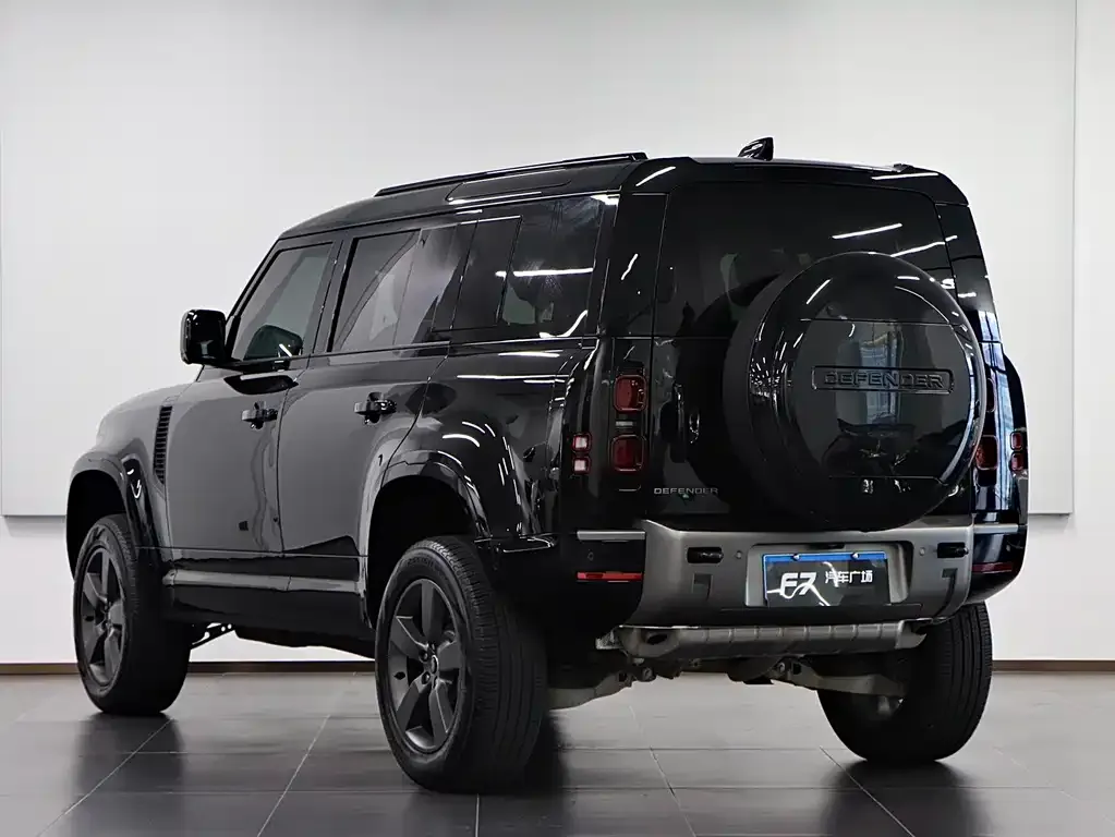 Land Rover Defender — фото 4