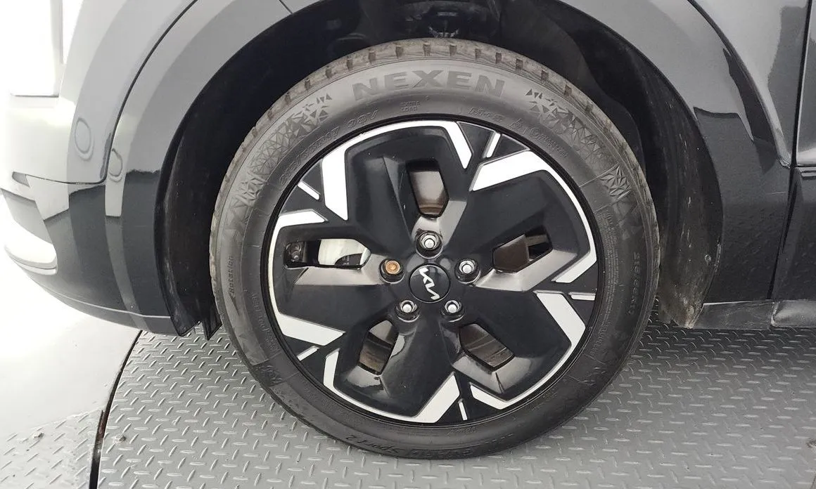 Kia Niro — фото 10