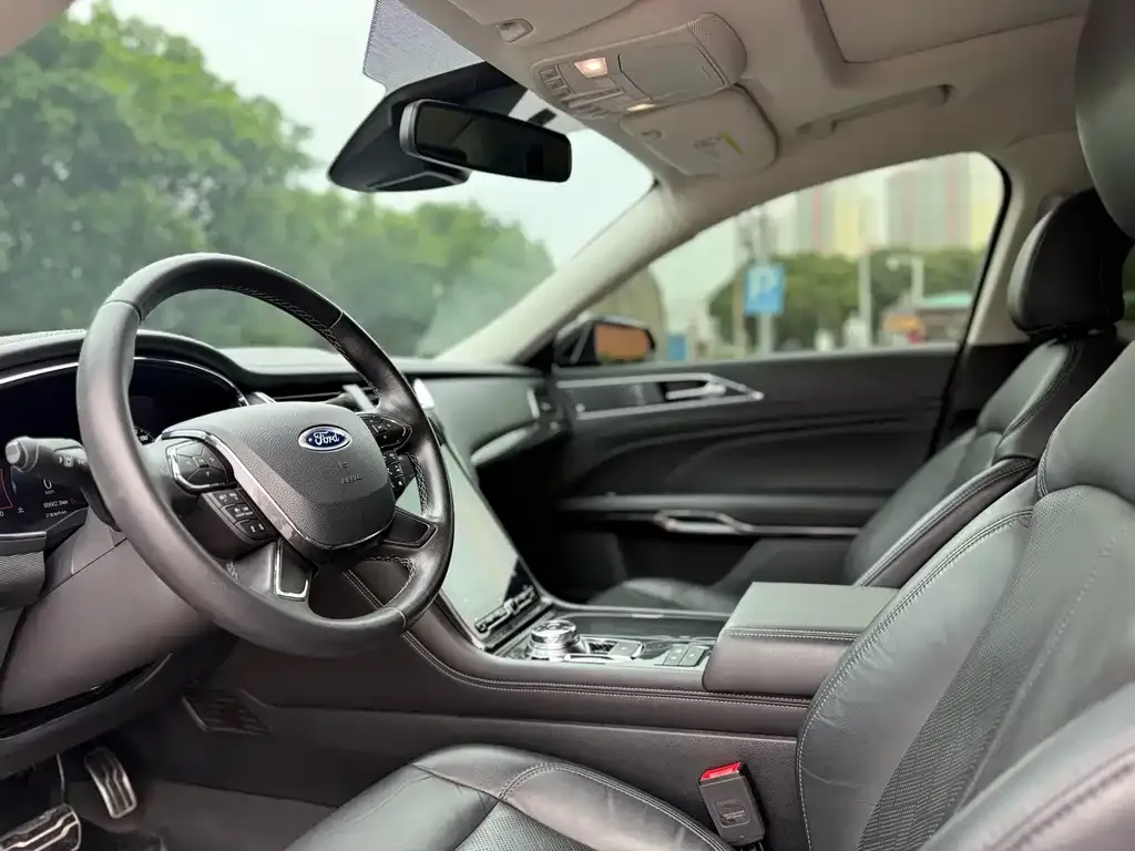 Ford Taurus 2021 из CN, фото 3