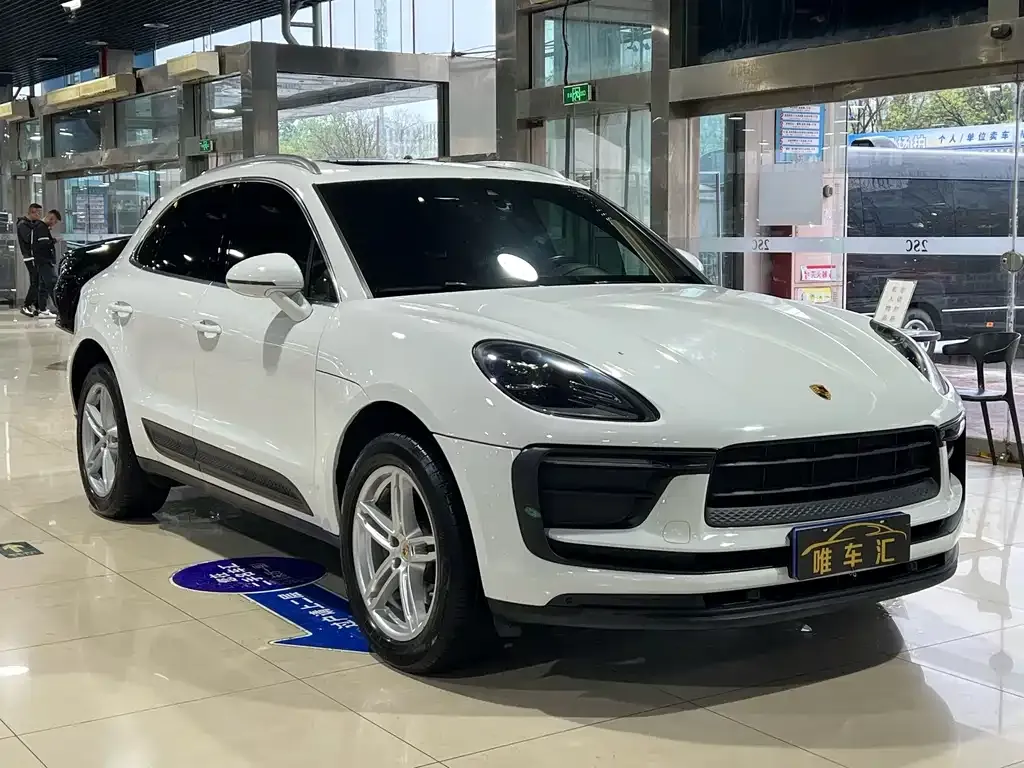 Porsche Macan — фото 8