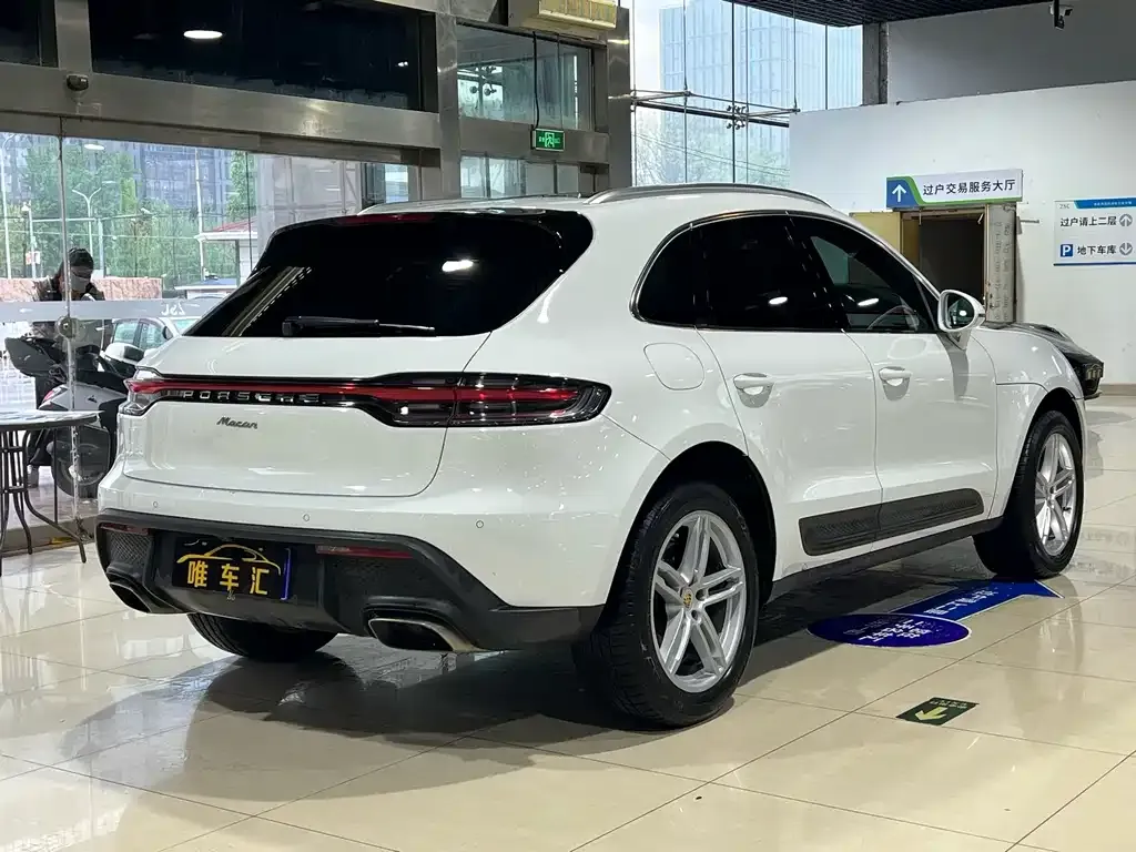 Porsche Macan — фото 7
