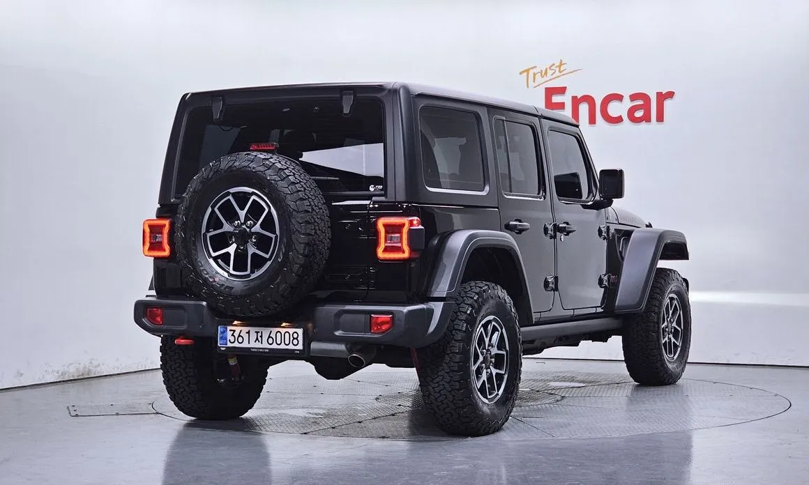 Jeep Wrangler — фото 3